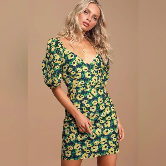 Floral Inclusive Navy Blue Floral Print Puff Sleeve Mini Dress 🌼 - Picture 3 of 7